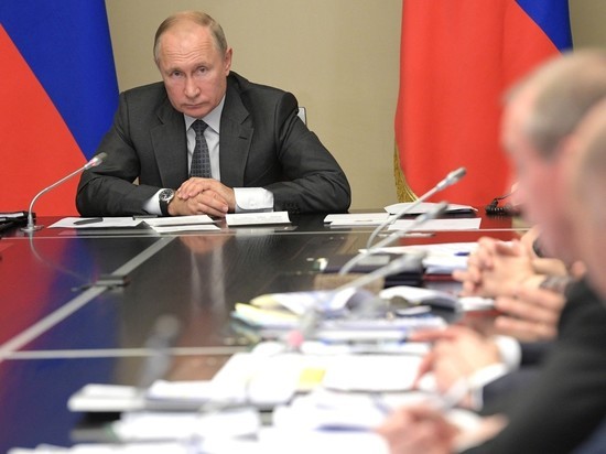 Дмитрий Медведев отказался терпеть ложь, а Владимир Путин рискнул Дмитрий Медведев отказался терпеть ложь, а Владимир Путин рискнул