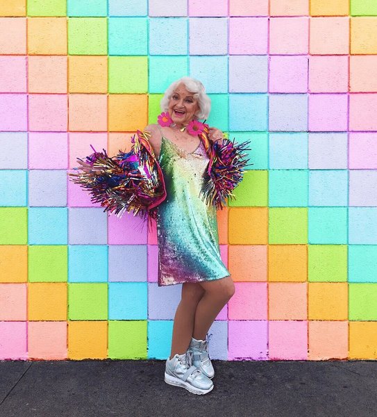 @baddiewinkle / Instagram.com