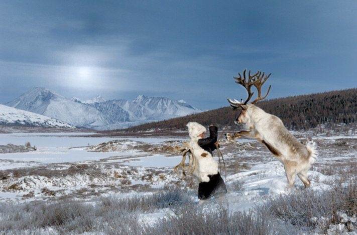 Фотограф посетил затерянное монгольское племя. Его поразила жизнь и культура этих людей