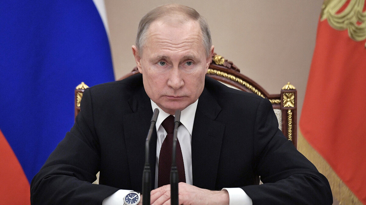 Почему китайцы понимают, что значат принятые поправки для России, а россияне нет?