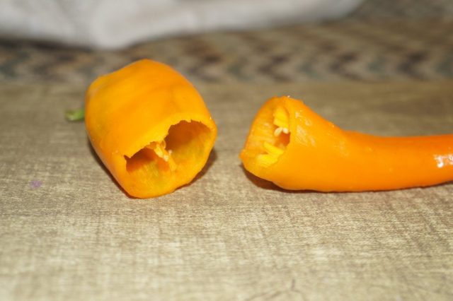 Перец 'Ramiro' тонкостенный, но очень вкусный Перец 'Ramiro' тонкостенный, но очень вкусный