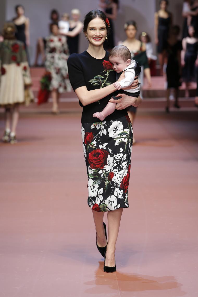 Dolce & Gabbana Осень-Зима 2015-2016. Нет слов, это просто надо видеть... Dolce & Gabbana Осень-Зима 2015-2016. Нет слов, это просто надо видеть...