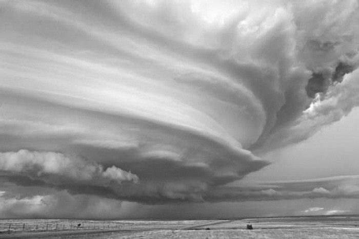 Шторм в фотографиях Mitch Dobrowner