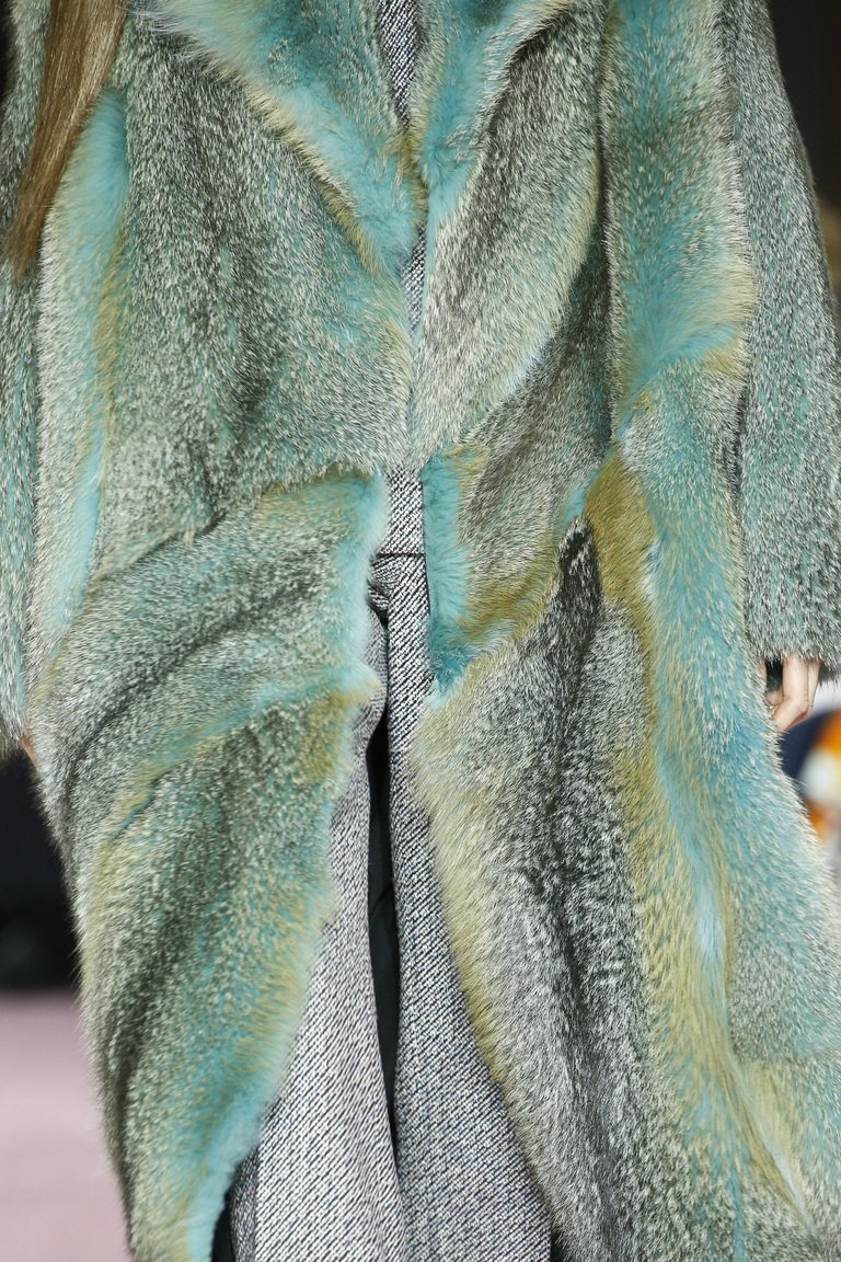 ДЕТАЛИ CHRISTIAN DIOR ОСЕНЬ-ЗИМА 2015/2016 ДЕТАЛИ CHRISTIAN DIOR ОСЕНЬ-ЗИМА 2015/2016