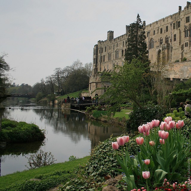   (Warwick Castle)