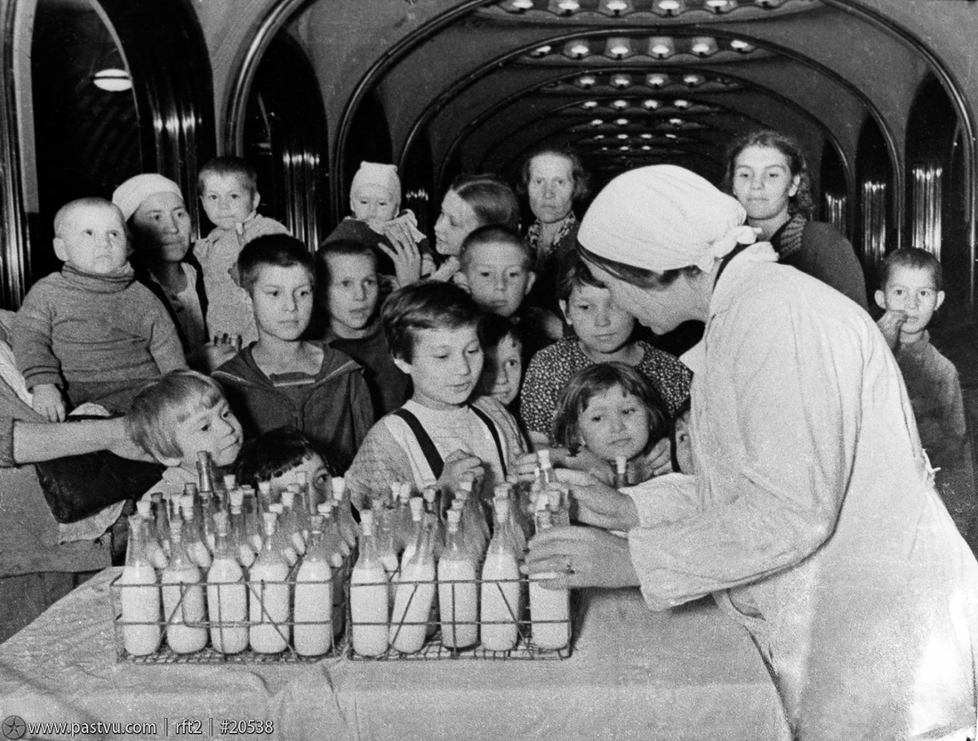 Чем и как жила Москва 1942 года Чем и как жила Москва 1942 года