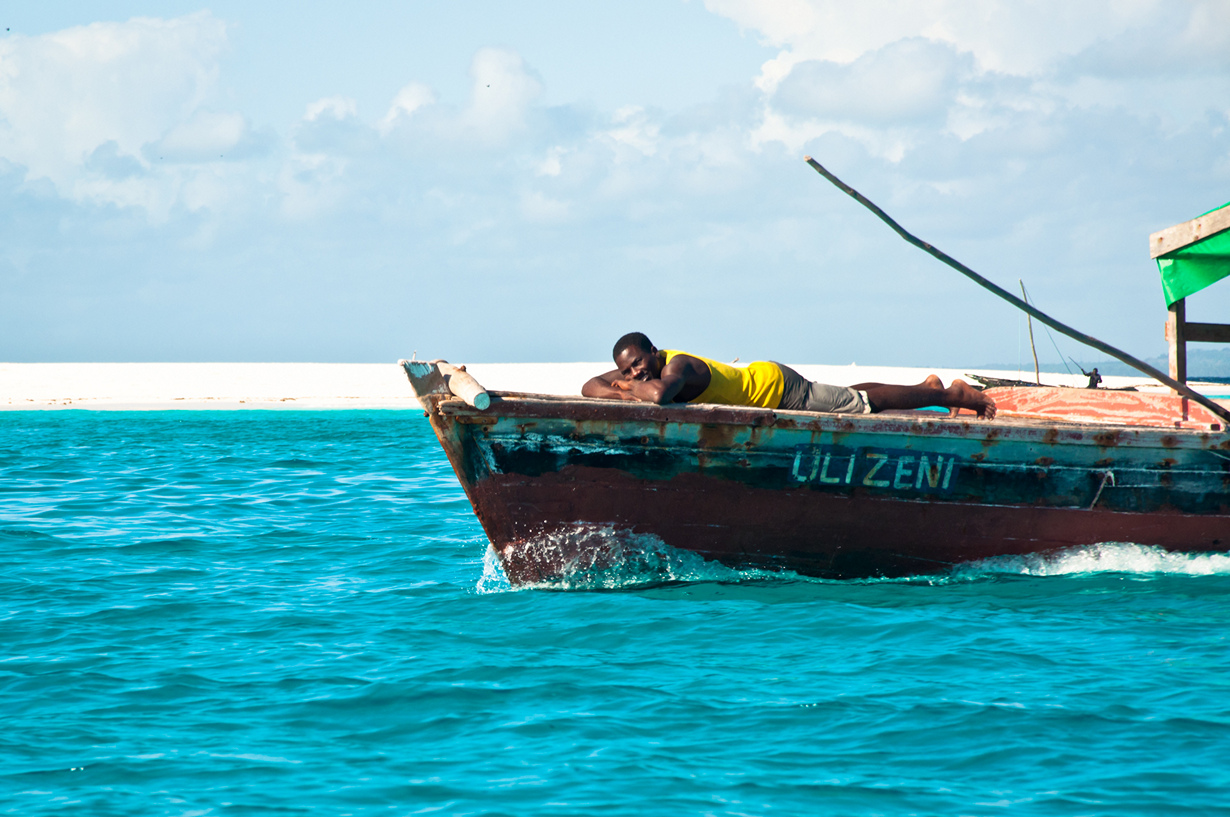 Рыбак во время отдыха. (Hendrik Terbeck)