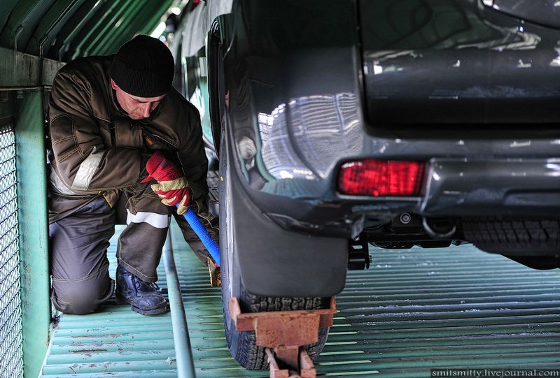 автозавод, производство авто, toyota prado