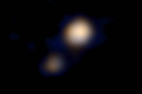 Снимок Плутона и Харона