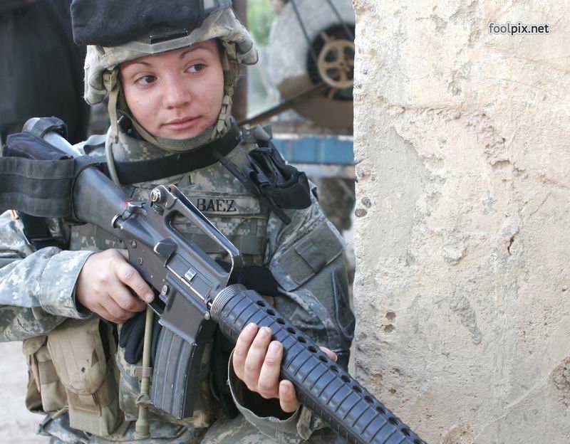 Красивые девушки в военной форме Девушки на службе в армии фото 50