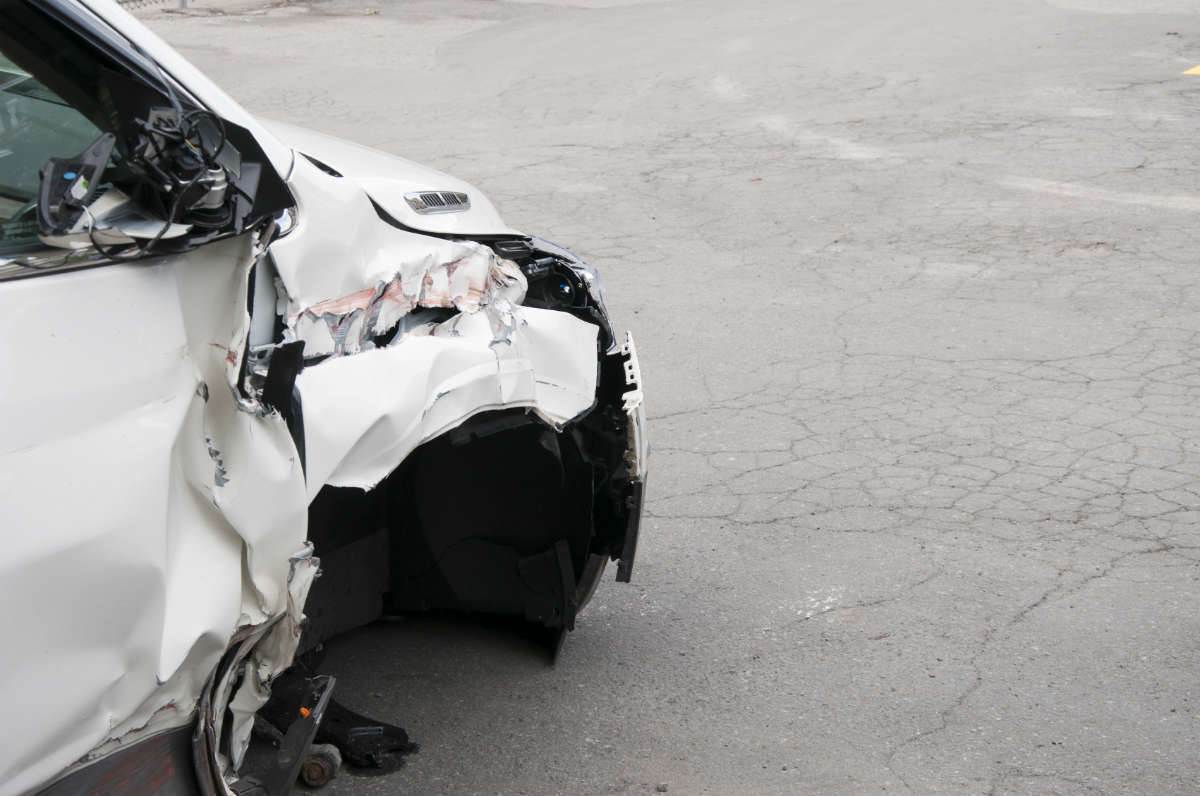 Как возместить ущерб причиненный автомобилю по вине дорожных служб