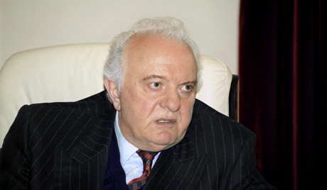 Эдуард Лимонов: Растения откажутся расти на могиле Эдуарда Амвросиевича Шеварнадзе Эдуард Лимонов: Растения откажутся расти на могиле Эдуарда Амвросиевича Шеварнадзе