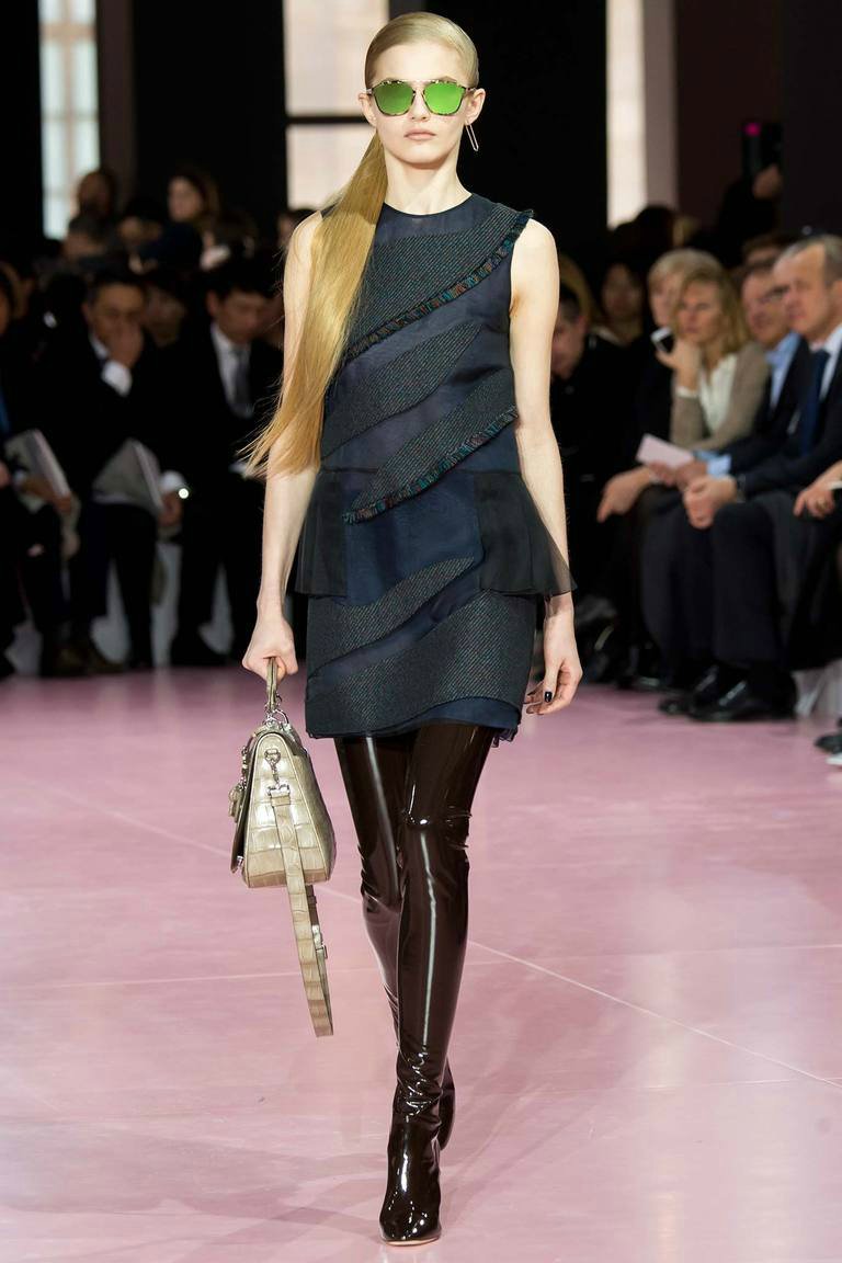 CHRISTIAN DIOR ОСЕНЬ-ЗИМА 2015/2016 CHRISTIAN DIOR ОСЕНЬ-ЗИМА 2015/2016