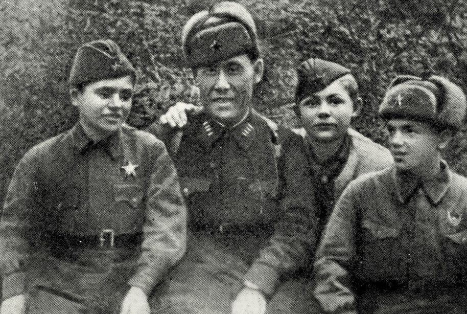 Василий Курка: 179 побед юного снайпера Василий Курка: 179 побед юного снайпера война, история, ссср, факты