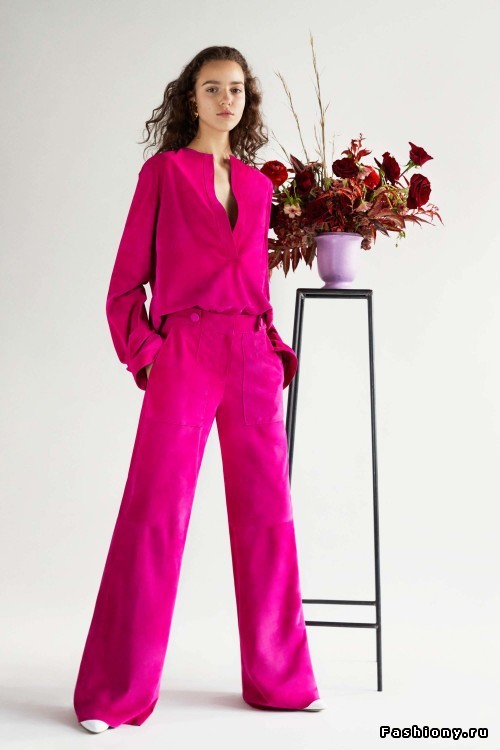 Элегантность и женственность в коллекции Carolina Herrera pre-fall 2018 Элегантность и женственность в коллекции Carolina Herrera pre-fall 2018