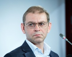 Исполняющий обязанности главы администрации президента Украины Сергей Пашинский