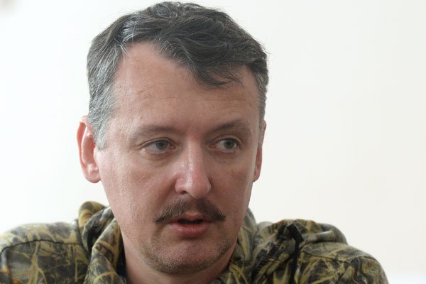 СТРЕЛКОВ: ПУТИН НЕ СОБИРАЕТСЯ СЛИВАТЬ НОВОРОССИЮ СТРЕЛКОВ: ПУТИН НЕ СОБИРАЕТСЯ СЛИВАТЬ НОВОРОССИЮ