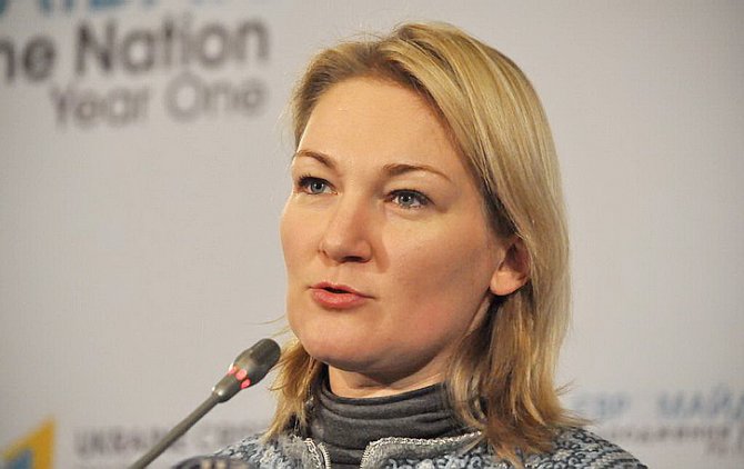 Российский сенатор спутал украинскую депутатку с уборщицей в ПАСЕ Российский сенатор спутал украинскую депутатку с уборщицей в ПАСЕ