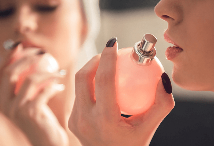 Любимый аромат женщины: о чём может рассказать выбранный ею парфюм? 