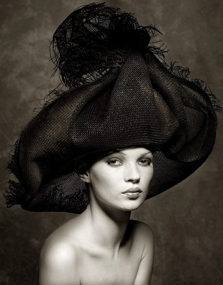 работа фотографа Альберта Уотсона / Kate Moss - photo by Albert Watson