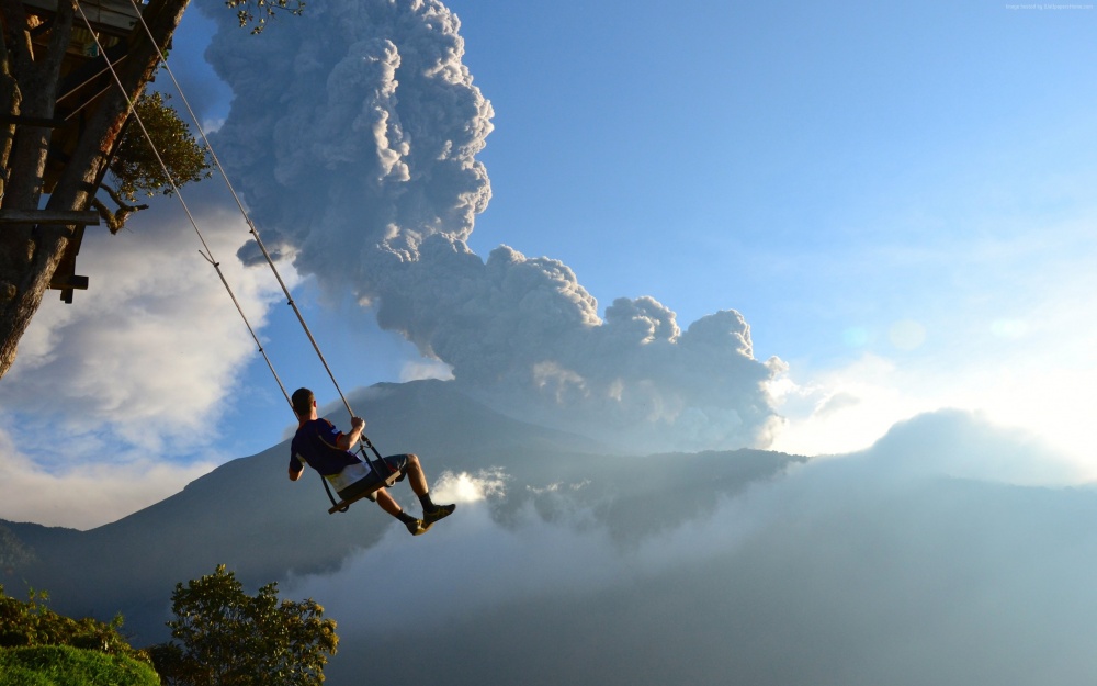 398060-R3L8T8D-1000-end-of-the-world-2880x1800-volcano-swing-man-national-geographics-4083