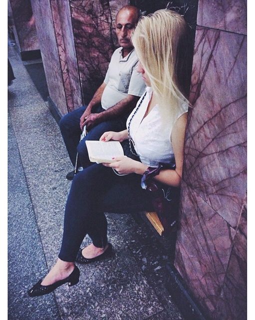 Что читают люди в метро книги, метро, чтение