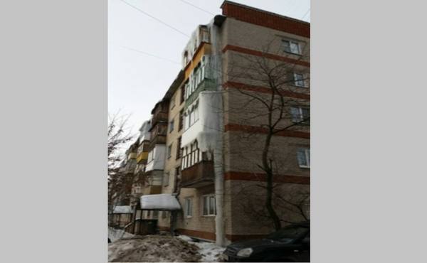 Сосульку высотой в пять этажей убрали в Нижегородской олбласти