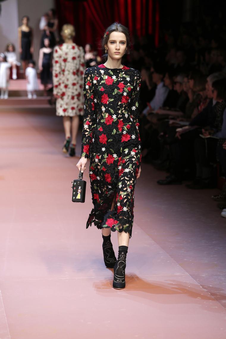 Dolce & Gabbana Осень-Зима 2015-2016. Нет слов, это просто надо видеть... Dolce & Gabbana Осень-Зима 2015-2016. Нет слов, это просто надо видеть...