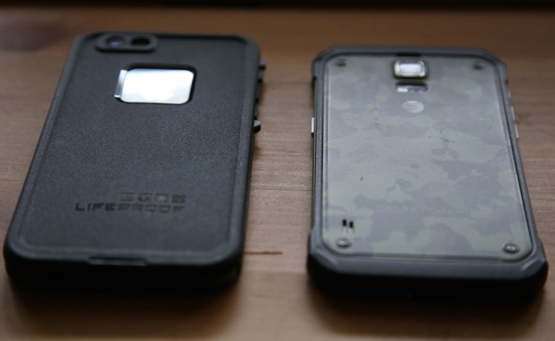 Водонепроницаемый чехол Lifeproof Fre — один из лучших водонепроницаемых чехлов в своем классе. С такой защитой можно не бояться ни внезапного дождя, ни морского купания.