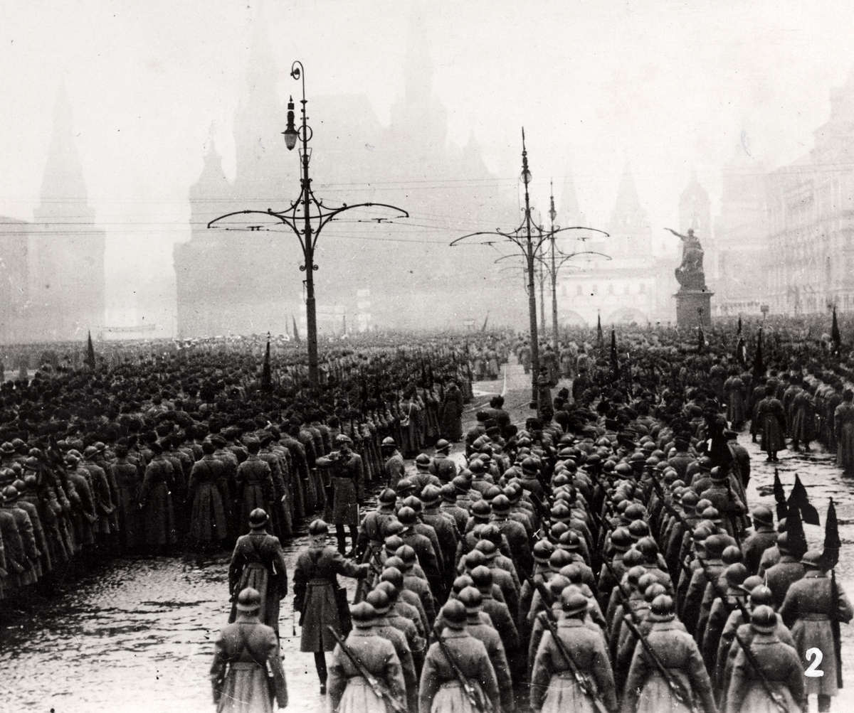 Жизнь Москвы 90 лет назад