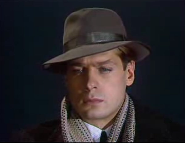 Игорь Янковский в фильме «Отпуск по ранению», 1983 (kino-teatr.ru)