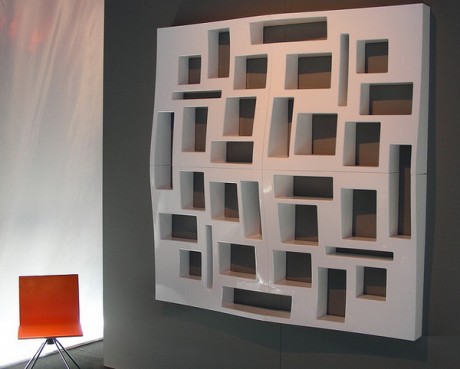 Книжные полки.