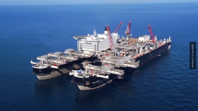 Судно Pioneering Spirit направилось в Чёрное море для укладки «Турецкого потока»
