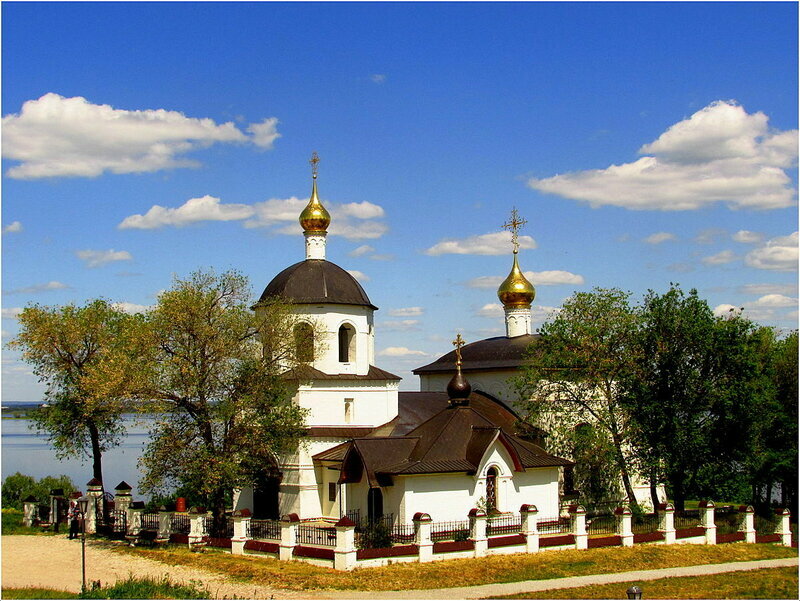 На острове-буяне