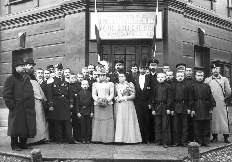 История России в лицах № 214. Благотворительность в России. Часть 1 История России в лицах № 214. Благотворительность в России. Часть 1