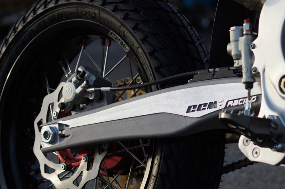 Новый мотоцикл CCM GP450 RS 2016