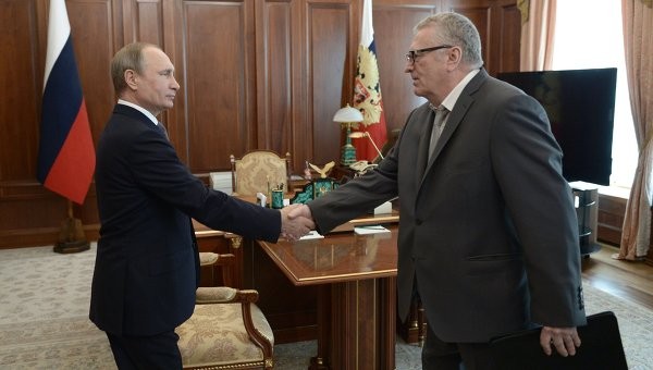 Путин и Жириновский обсудили налог на бездетность Путин и Жириновский обсудили налог на бездетность