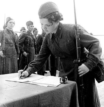 "У войны не женское лицо". Воспоминания женщин-ветеранов