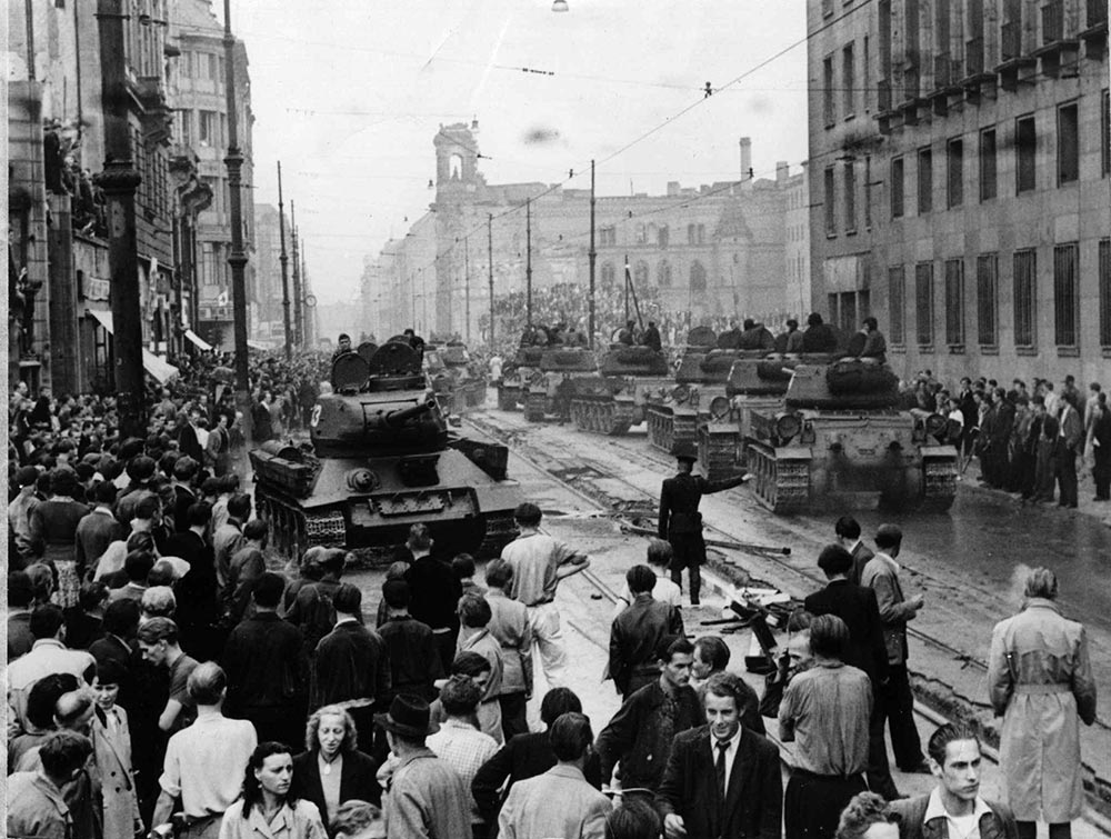 Как немцы в 1953-ем хотели "русского Ивана" домой прогнать Как немцы в 1953-ем хотели "русского Ивана" домой прогнать