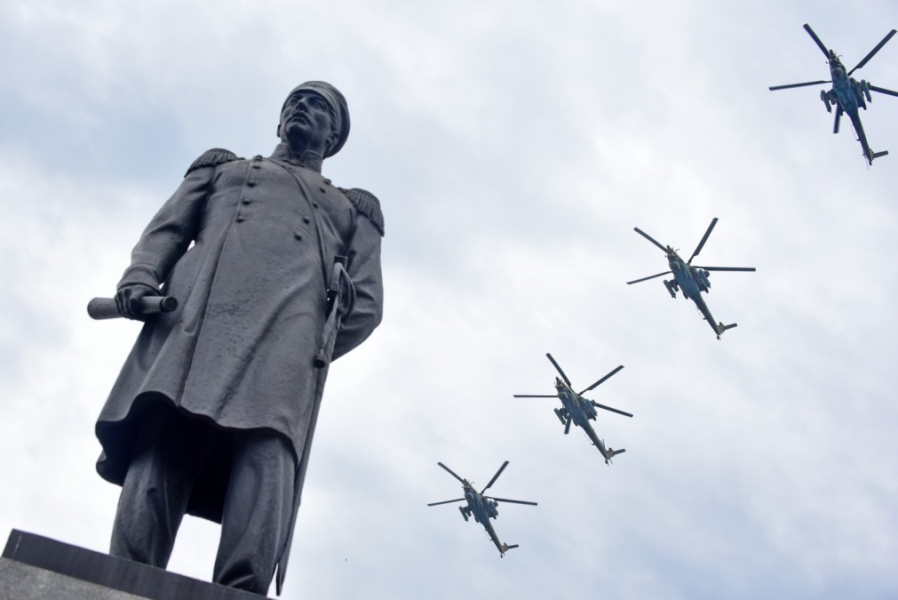 Фоторепортаж: в Севастополе прошел парад в честь 75-летия Победы