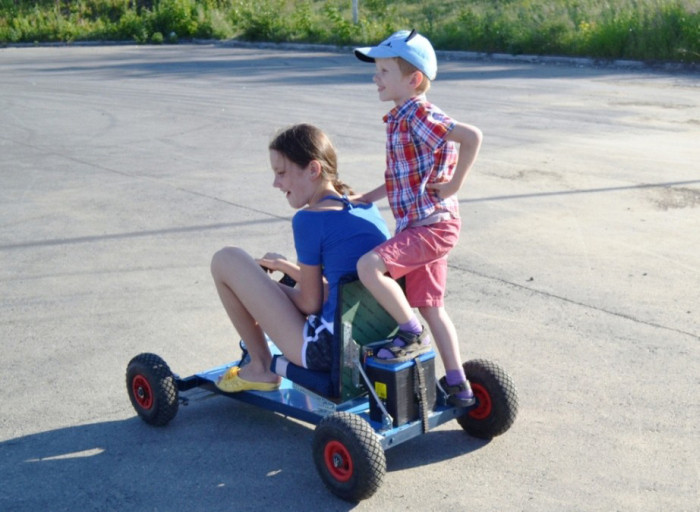 Самодельный детский электромобиль для ребенка, своими руками, электроавто
