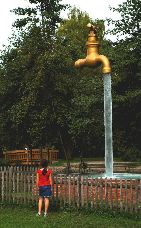   ",   " (Magic Tap Fountain) , 