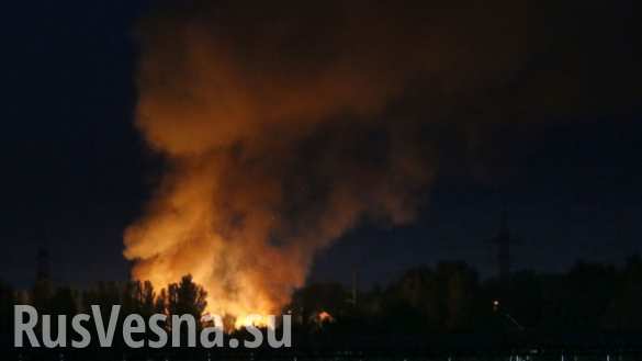 МОЛНИЯ: украинская армия пытается захватить плацдарм возле аэропорта Донецка | Русская весна