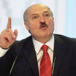 Лукашенко: На границе с Украиной возведут заграждения, «чтобы мышь не проползла»