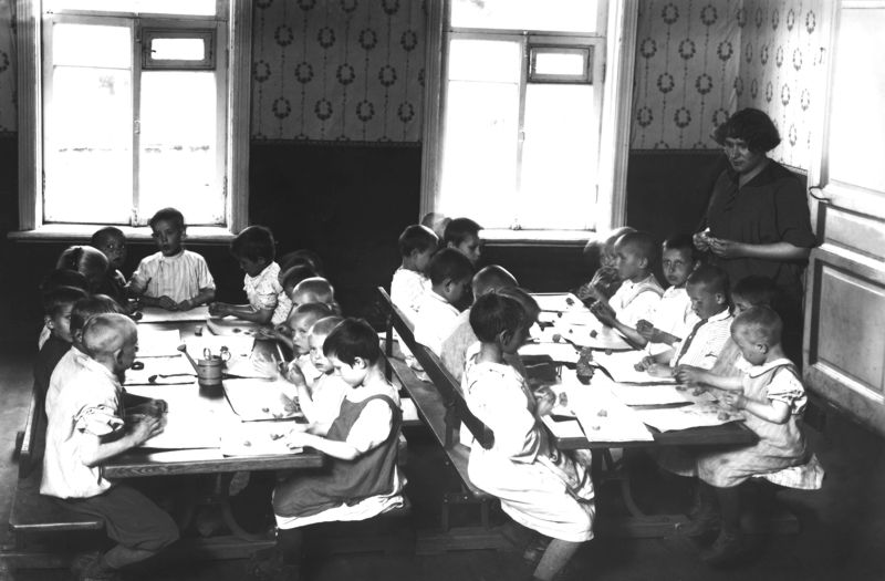 История России в лицах № 214. Благотворительность в России. Часть 1 История России в лицах № 214. Благотворительность в России. Часть 1