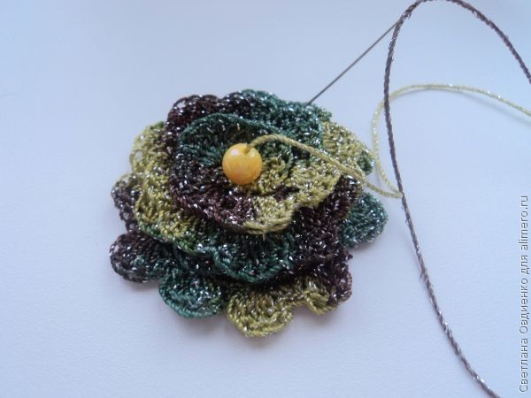 Мастер-класс по изготовлению цветов-брошей Мастер-класс по изготовлению цветов-брошей