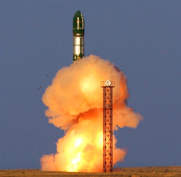 СМИ: Россия успешно испытала новую баллистическую ракету "Рубеж"
