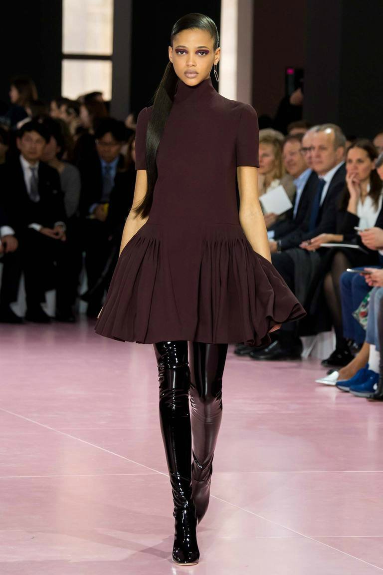 CHRISTIAN DIOR ОСЕНЬ-ЗИМА 2015/2016 CHRISTIAN DIOR ОСЕНЬ-ЗИМА 2015/2016