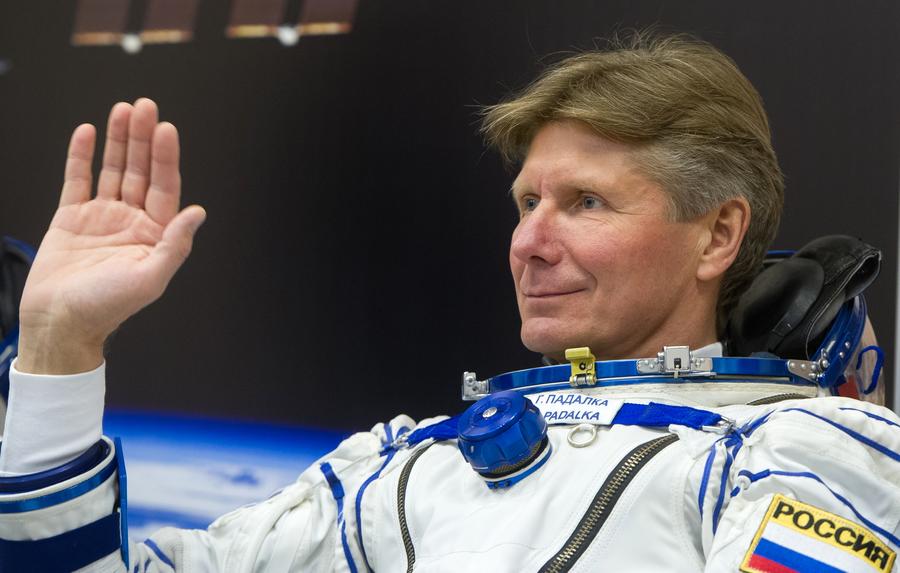 Мировой рекорд: космонавт Геннадий Падалка провёл в космосе более двух лет