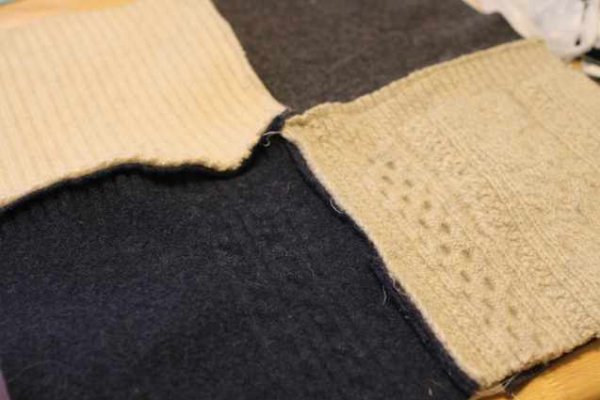10 красивых идей, что можно сделать из старого зимнего свитера своими руками